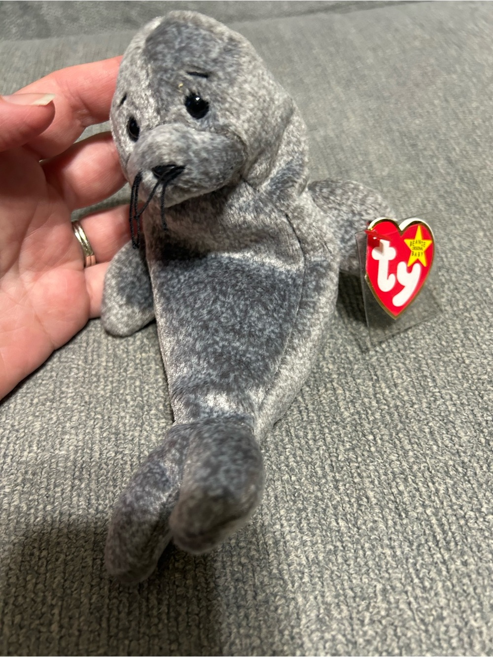 Ty Slippery the Seal Beanie Baby